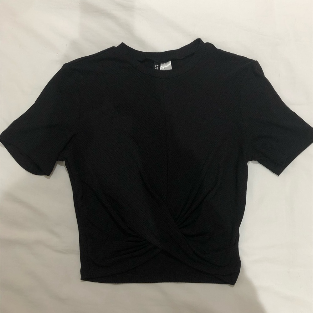 Black crop top